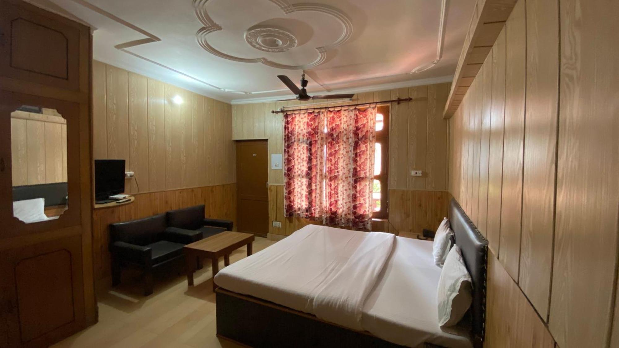 Hotel Ekant Lodge McLeod Ganj Eksteriør bilde